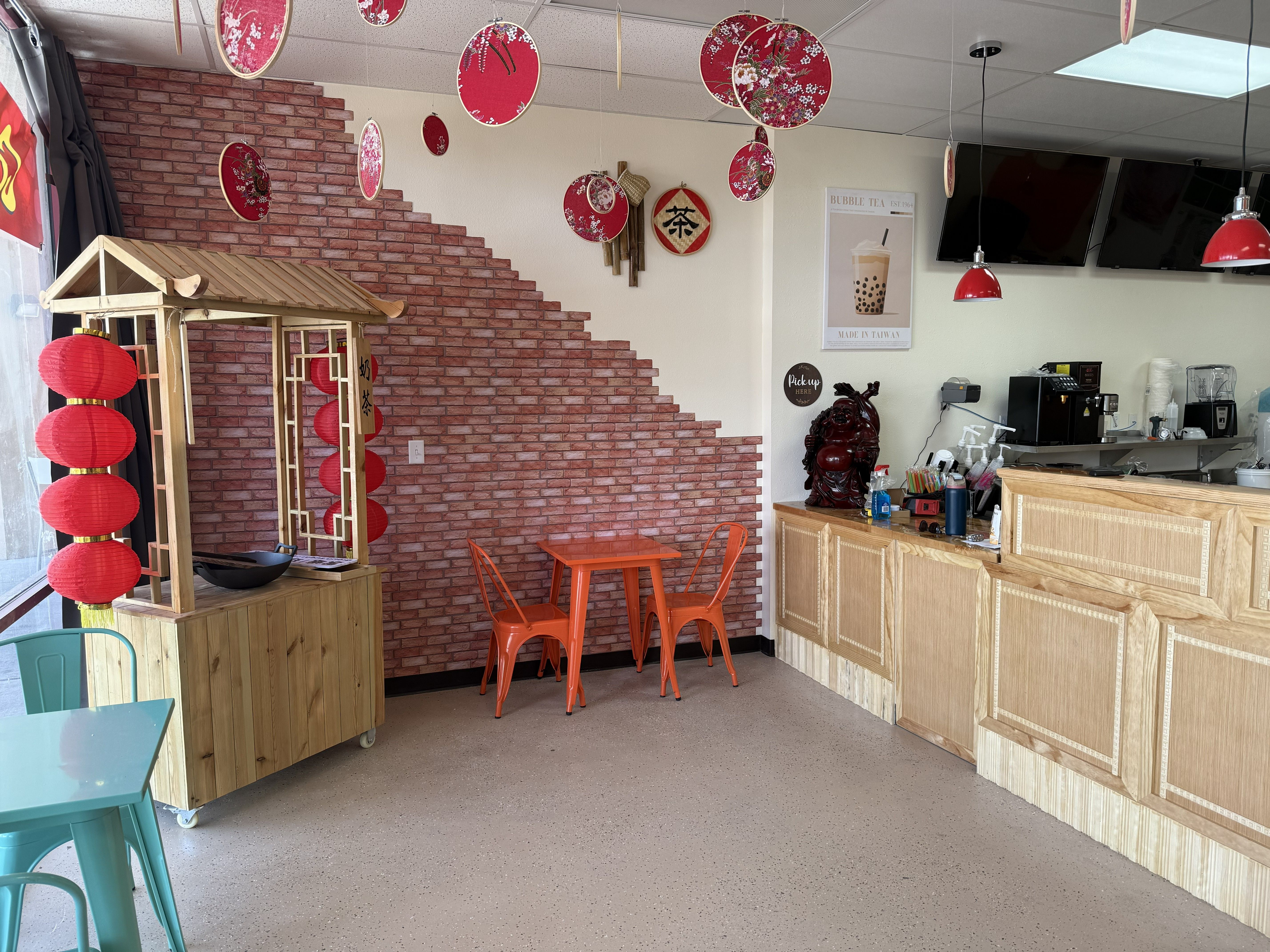 Commercial Seating & Accent Wall